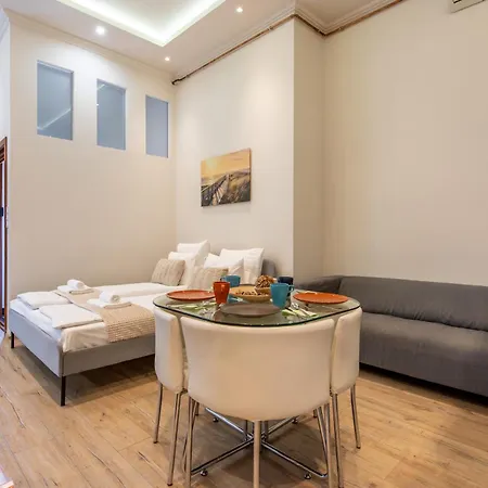 Paulay Ede Street Dual - Key Budapest
